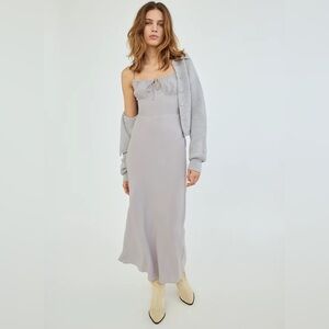 Aritzia Wilfred Bellow Maxi Dress 4